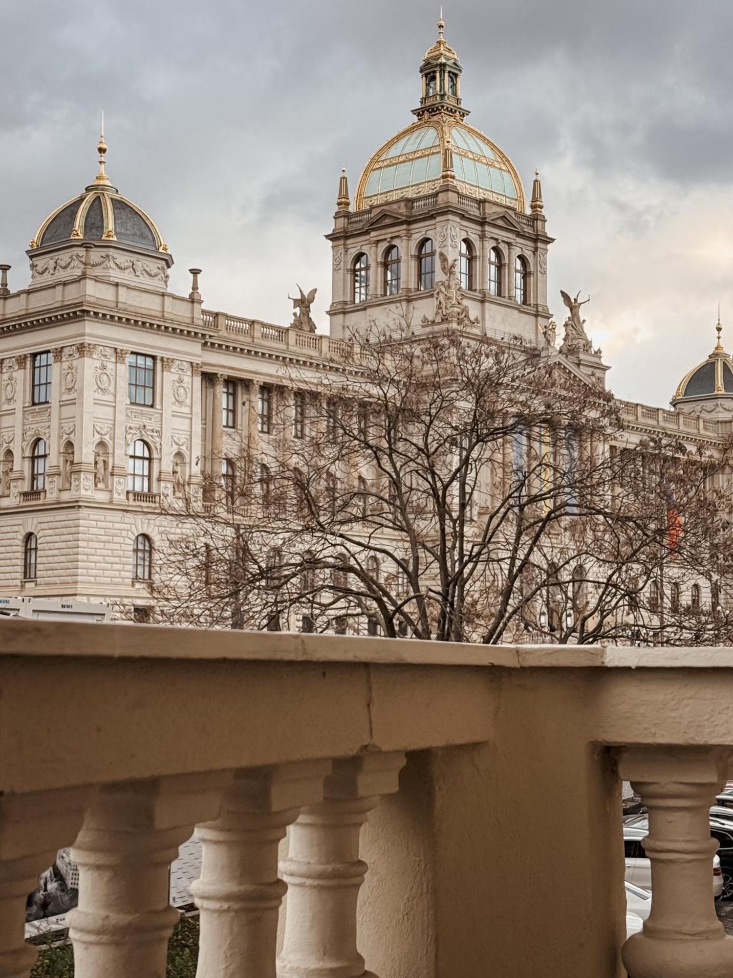 Turnkey I Wenceslas Square Apartments Prague Exterior photo